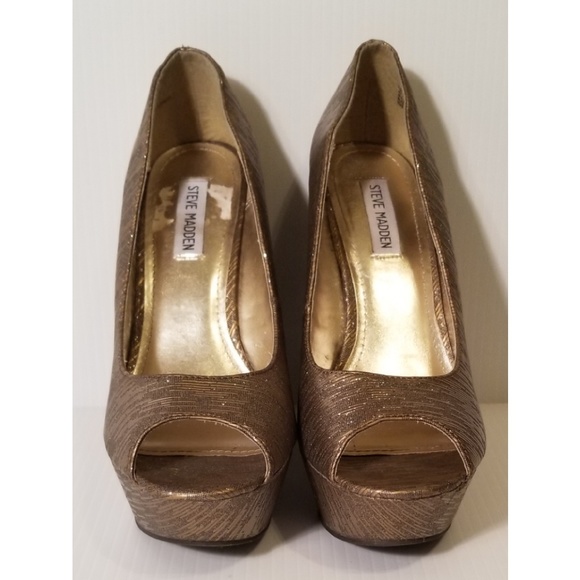 Steve Madden Shoes - ‼CLOSEOUT: Steve Madden P-Elsi Wedge